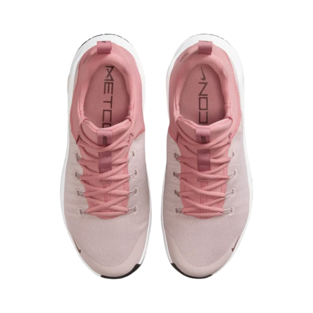 Zapatillas de entrenamiento THE KICKS WORLD Nike Free Metcon 6 en tonos rosa Silt Red y Red Stardust con malla técnica